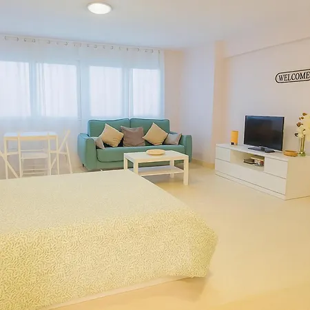 דירה Estudio אסטפונה